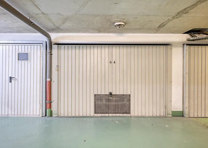 Floor Close To The Sea - Happy Apartment *