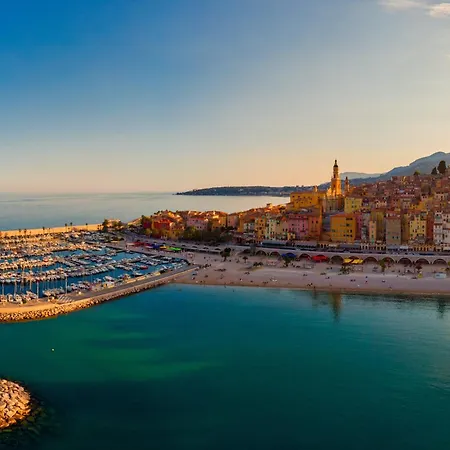 Floor Close To The Sea - Happy