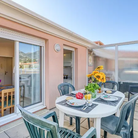 Floor Close To The Sea - Happy Apartment *