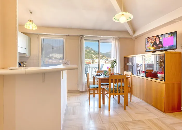 Floor Close To The Sea - Happy Apartmán *