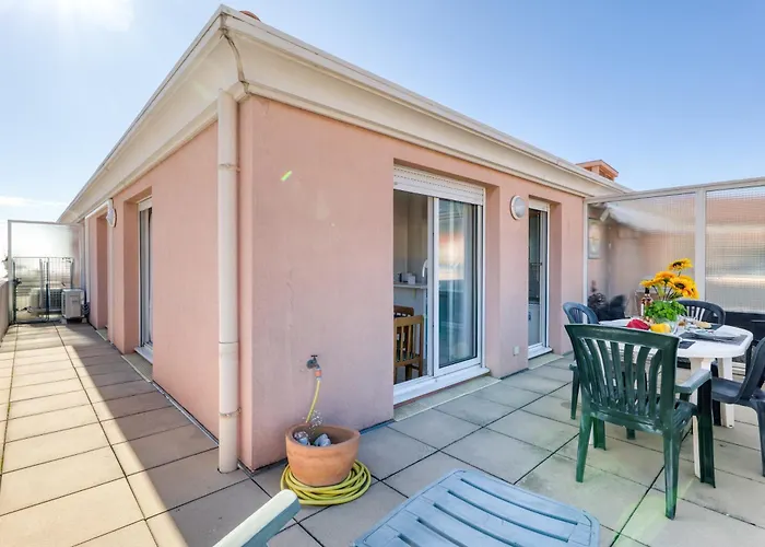 Floor Close To The Sea - Happy Apartmán