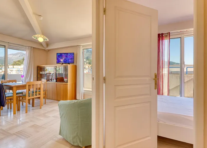 Floor Close To The Sea - Happy Apartmán Menton