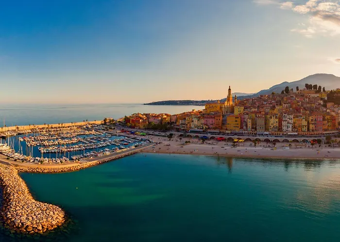 Floor Close To The Sea - Happy